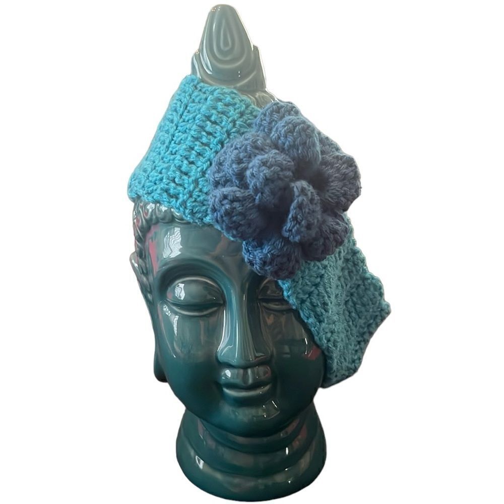 NWT Angelas Designs hand crocheted ear warmer headband with double flower